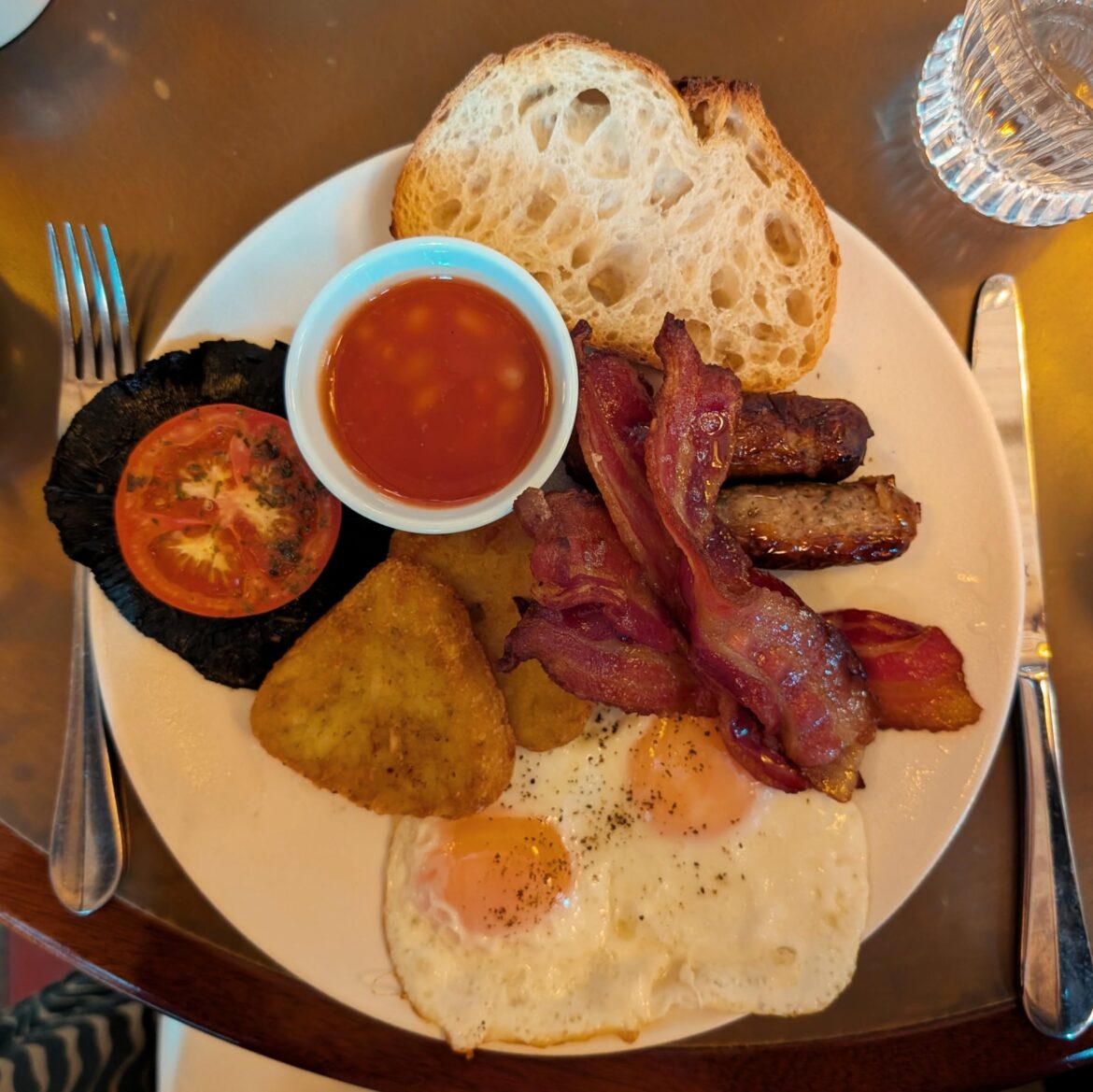 St Pancras Hotel (£26!!)