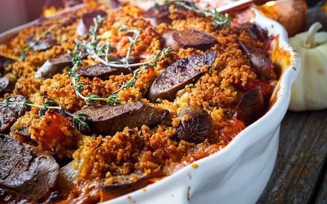 Rustic Cassoulet With Veggie Sausage 