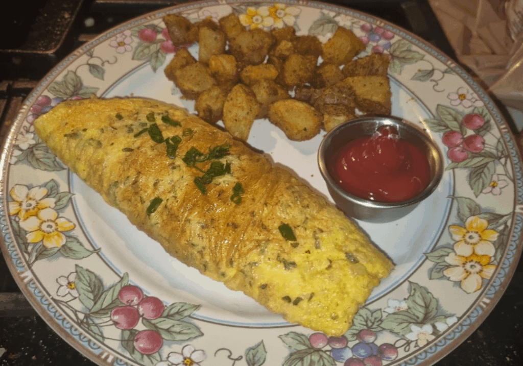 Omlette & potatoes