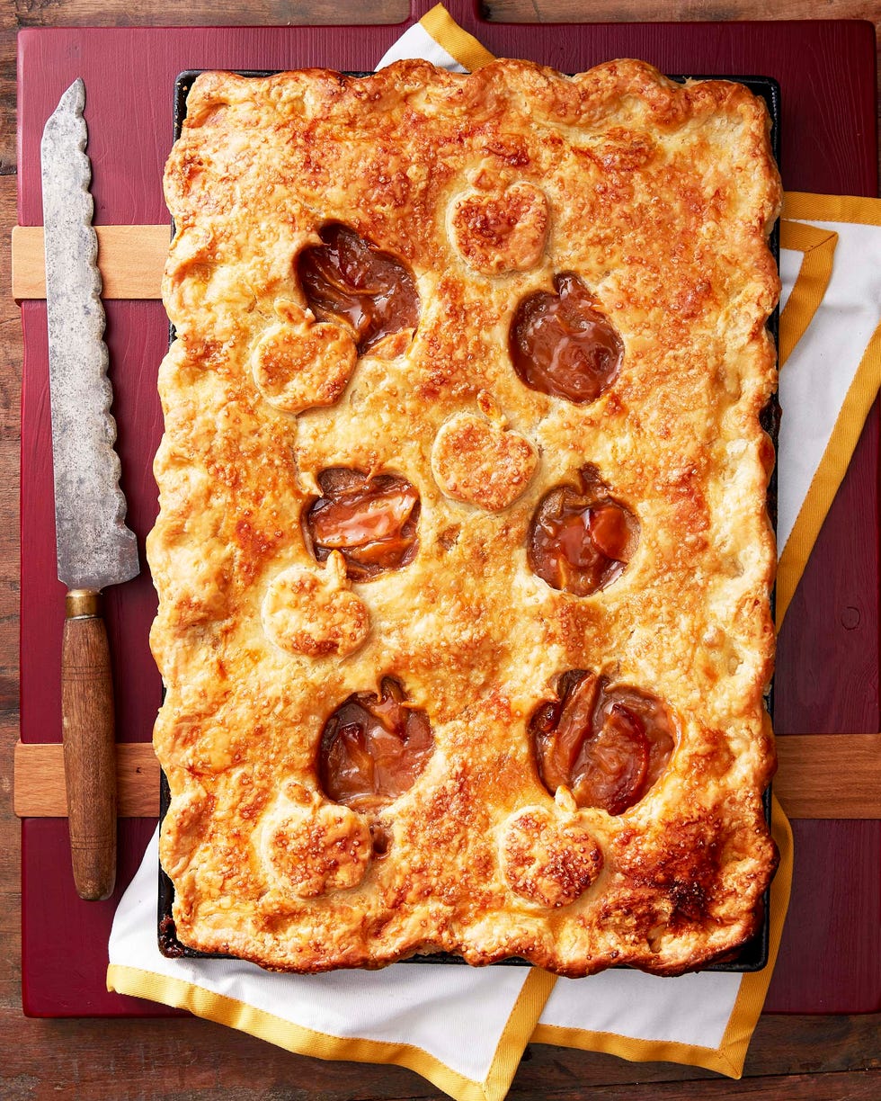 salted caramel apple slab pie