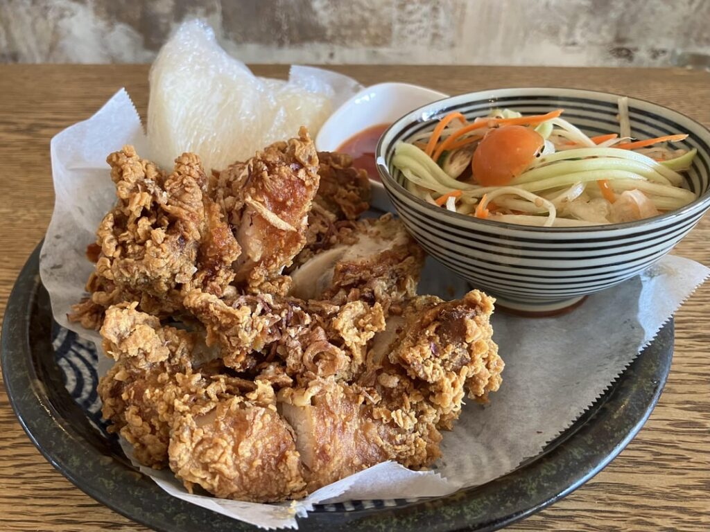 Miya (Thai), Altadena Miya (Thai), Altadena