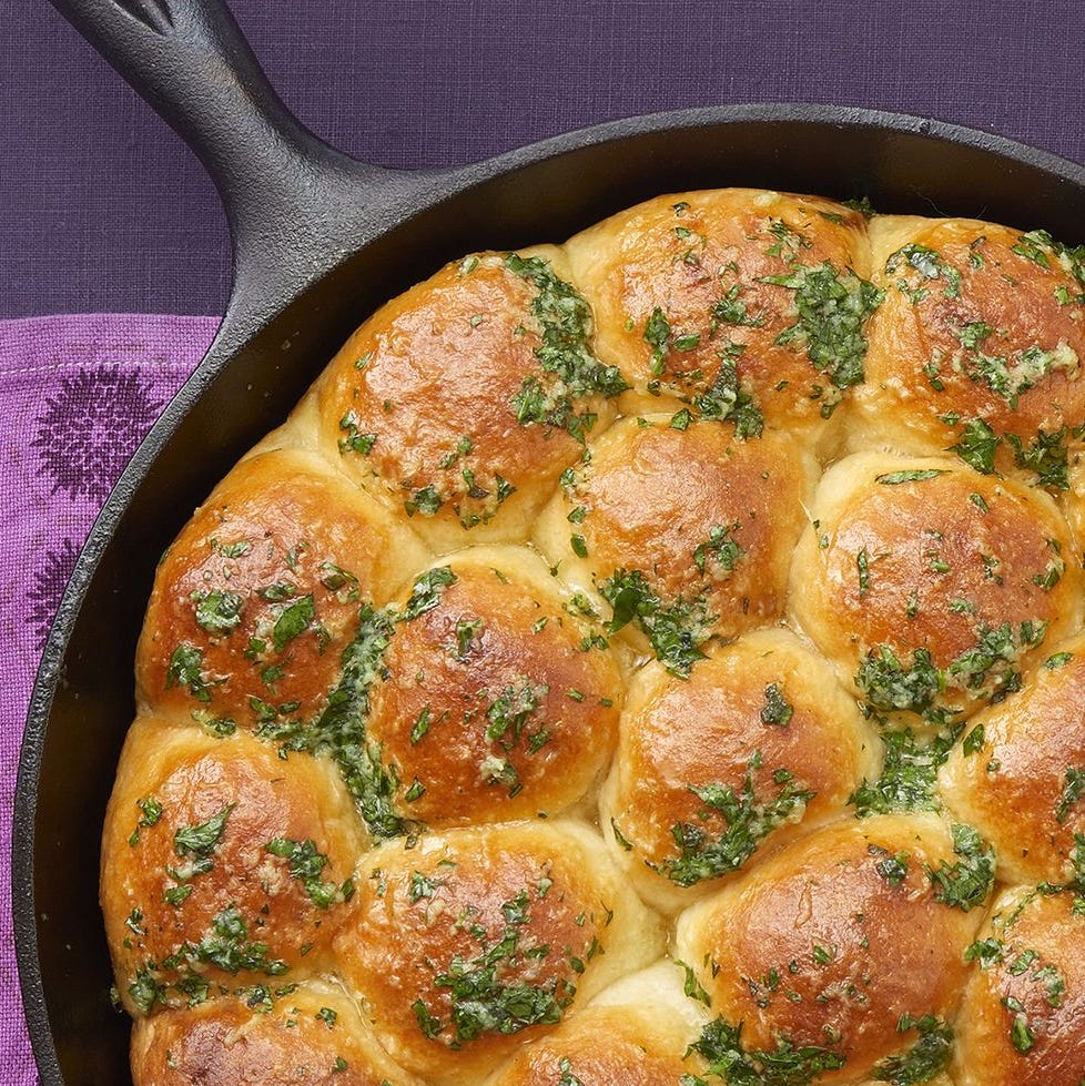 skillet dinner rolls with garlic herb butter side dish for pork chops