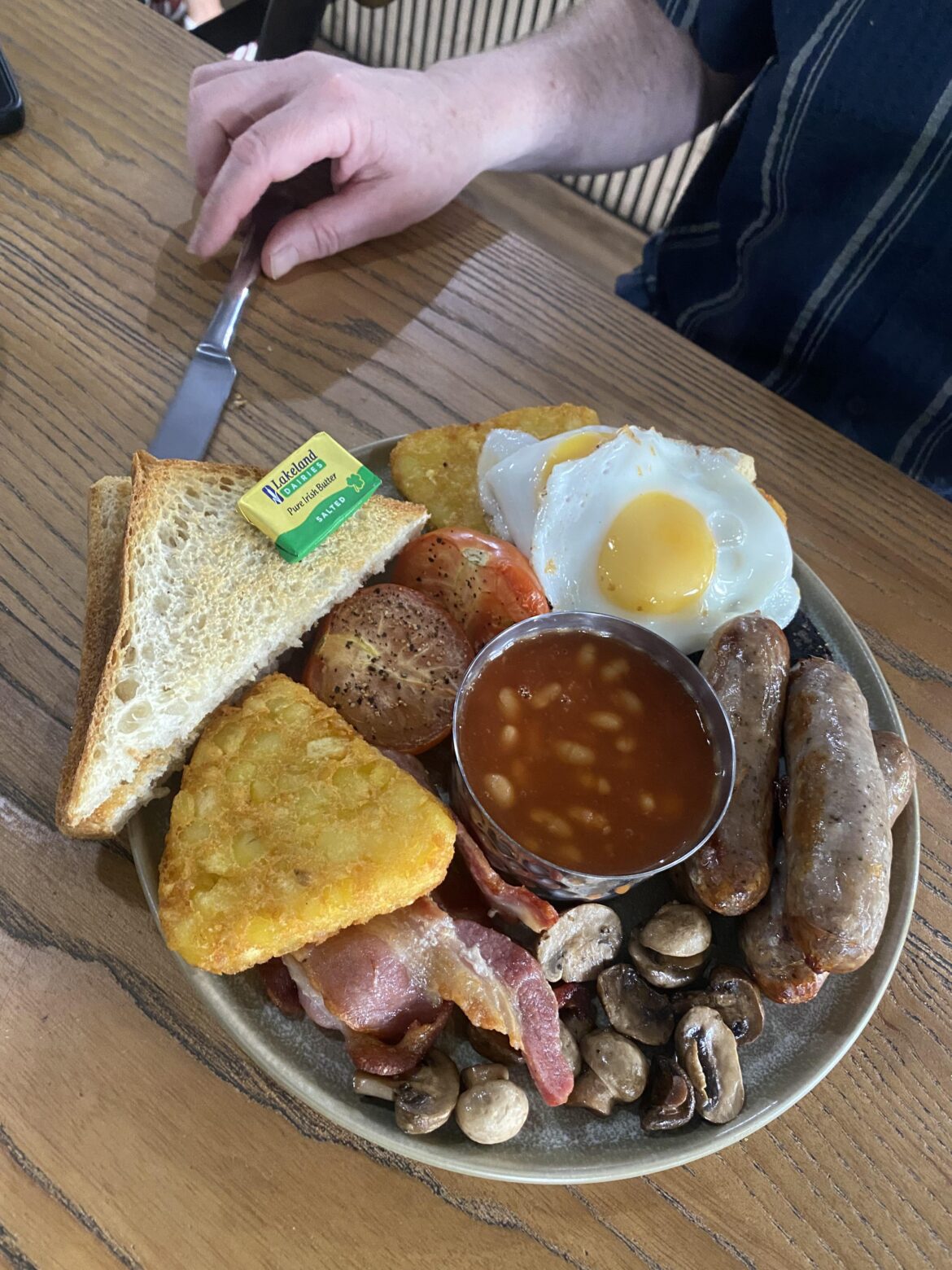 The Cakery big breakfast