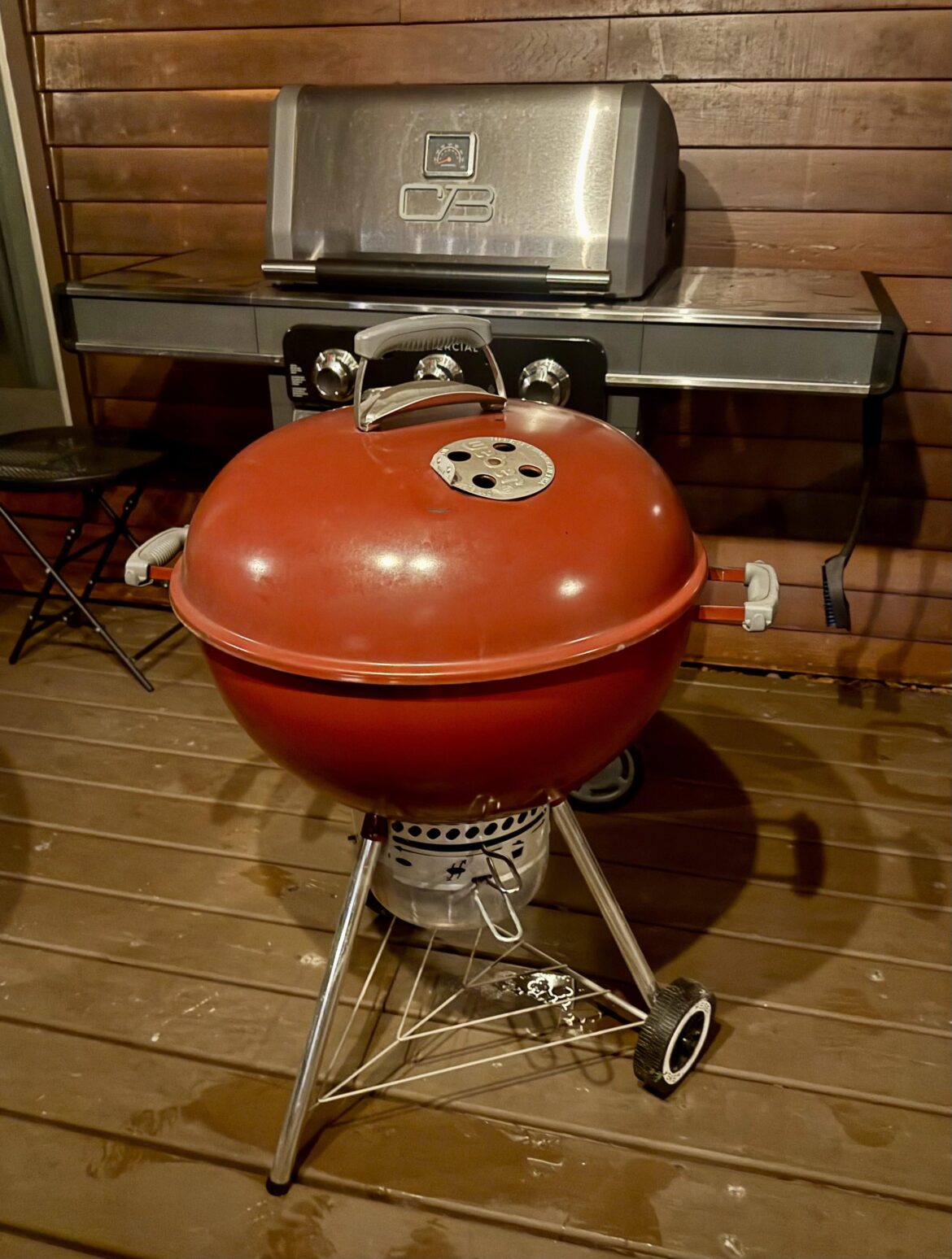 Oh sure, gas has its places, but it’s  always the Weber charcoal having people yearning for more.