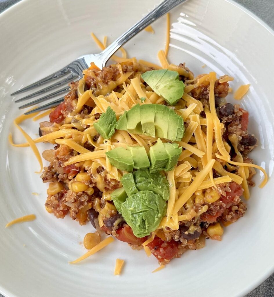 Slow Cooker Mexican Quinoa (Vegetarian) Slow Cooker Mexican Quinoa (Vegetarian)