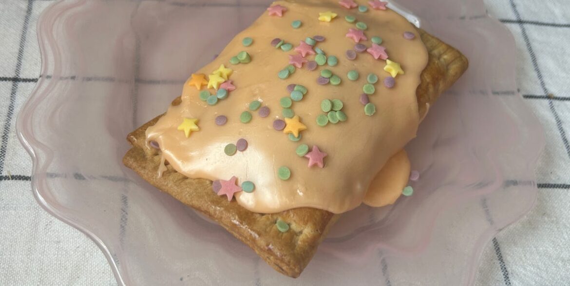 Taylor Swift Pop Tarts recipe...her Orange Era is incoming