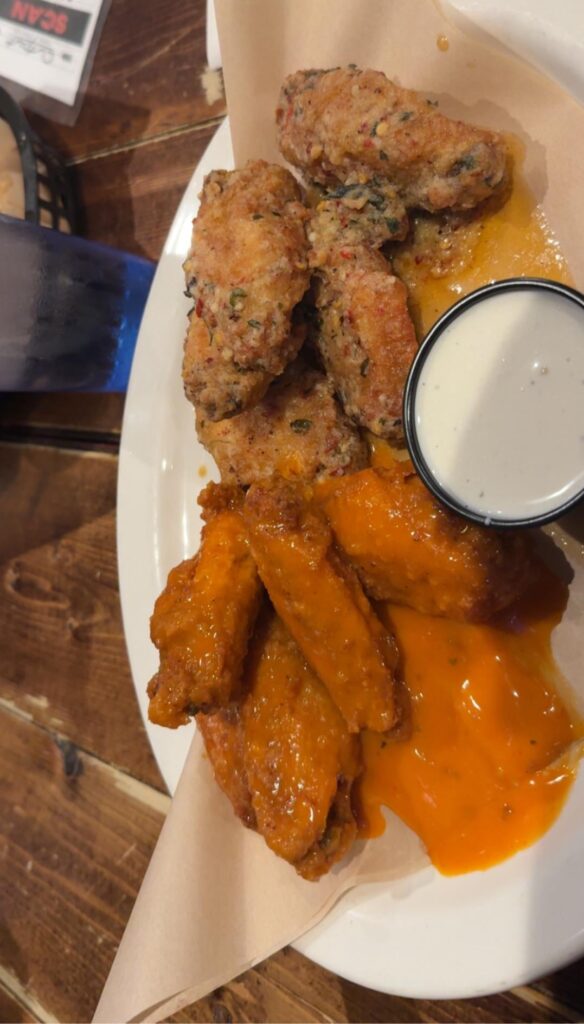 Best wings i’ve ever had (Chicago)