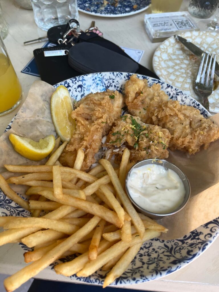 The Hampton Social is a no