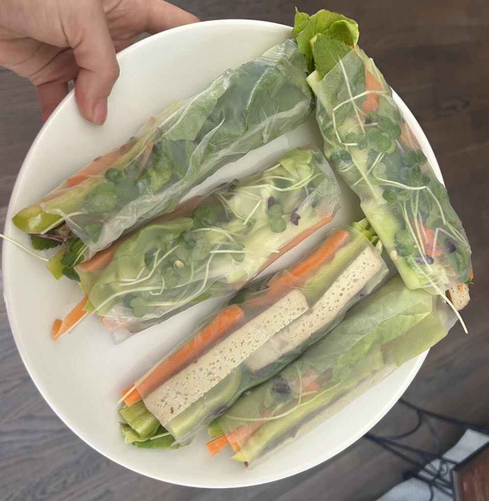 First time making tofu rice paper rolls (there were 6 but I ate one before I took a photo). I ate 4 and saved the other two for later, very filling. 550kcal + 100 for sauce.