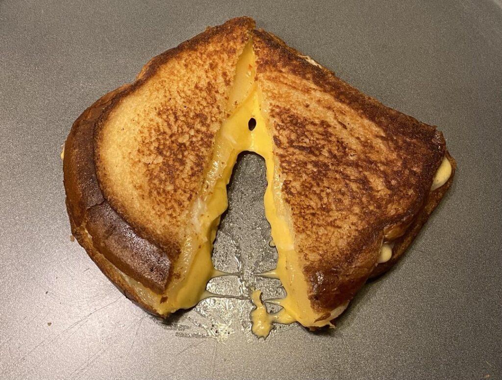 Hot cheese (I’m makin’ em night)