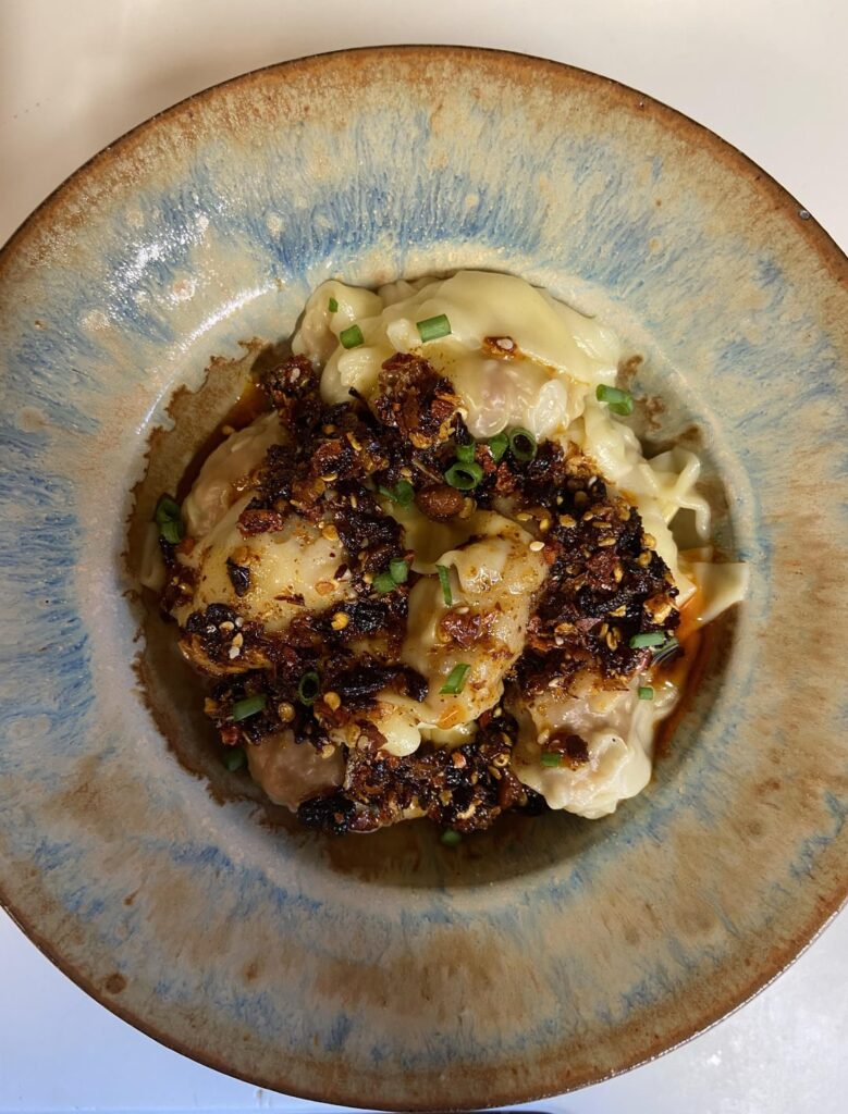 [homemade] Wontons with Chili Crisp