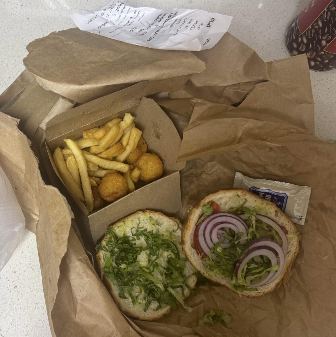 My first chips butty because my wolt delivery forgot to put the burger in the hamburger🙃