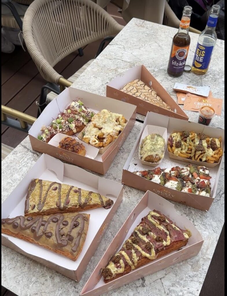 CRUSTYSLICES so delicious 🥐 🍕 😋