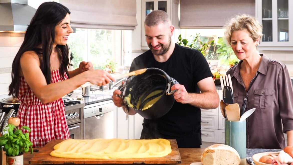 Cook like an Italian with Silvia Colloca S1 | Episode guide Silvia Colloca prepares polenta