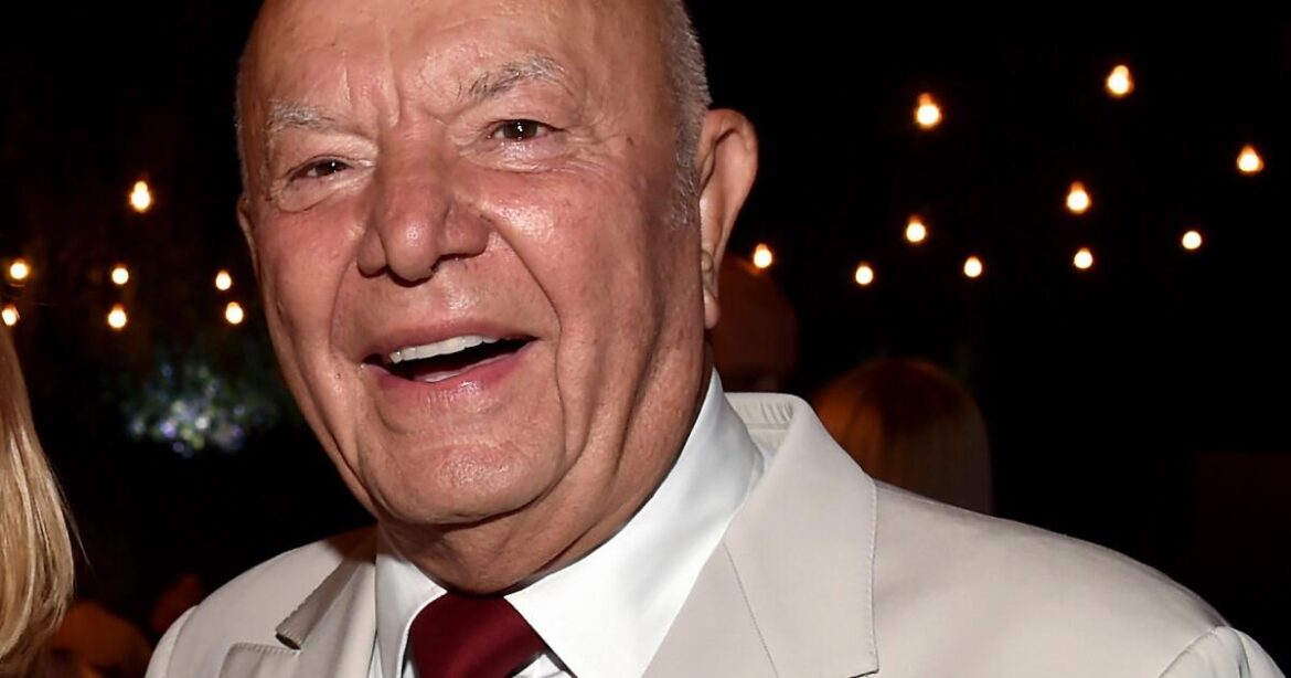 Dan Tana, founder of eponymous L.A. restaurant known for celebrity clientele, dead at 90 Dan Tana, founder of eponymous L.A. restaurant known for celebrity clientele, dead at 90