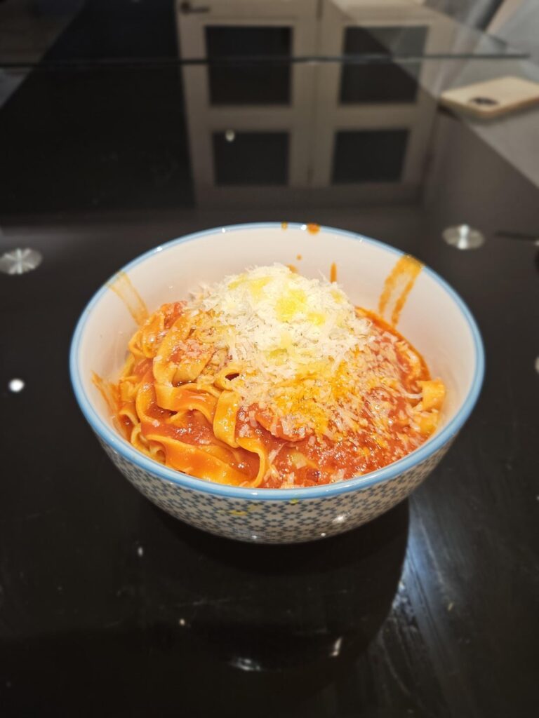 Tagliatelle al Pomodoro