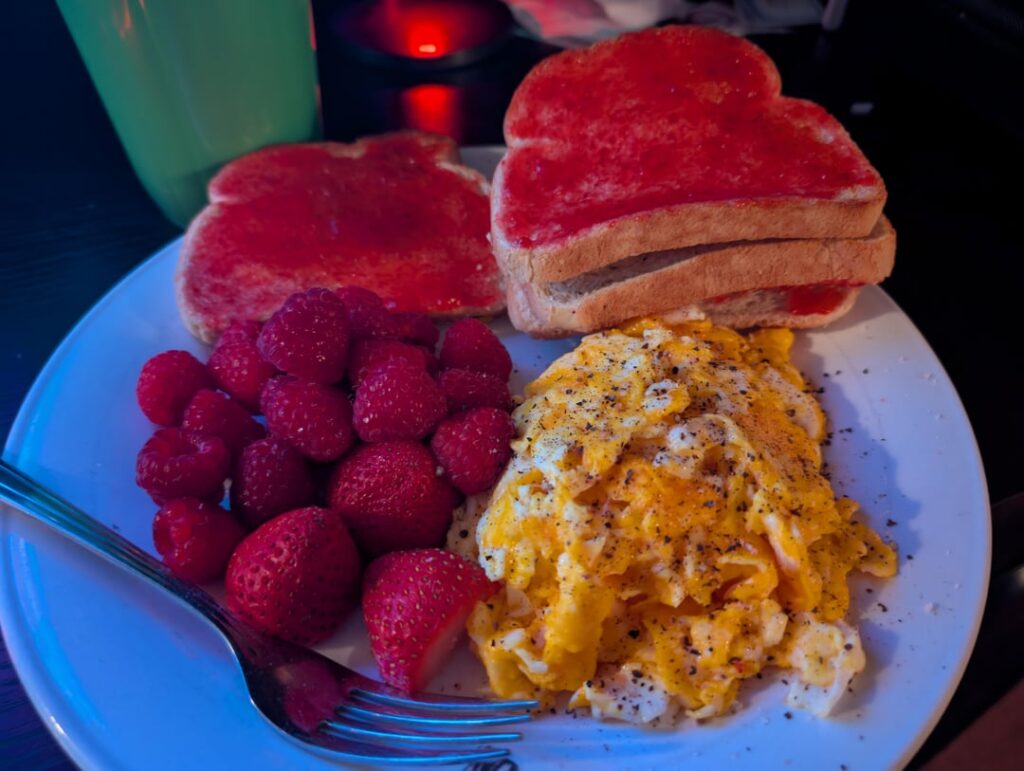 My breakfast. Anyone have bread suggestions?