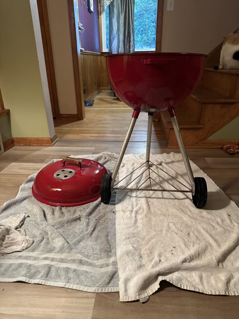 Need help with identifying the age on this kettle/ restoration tips