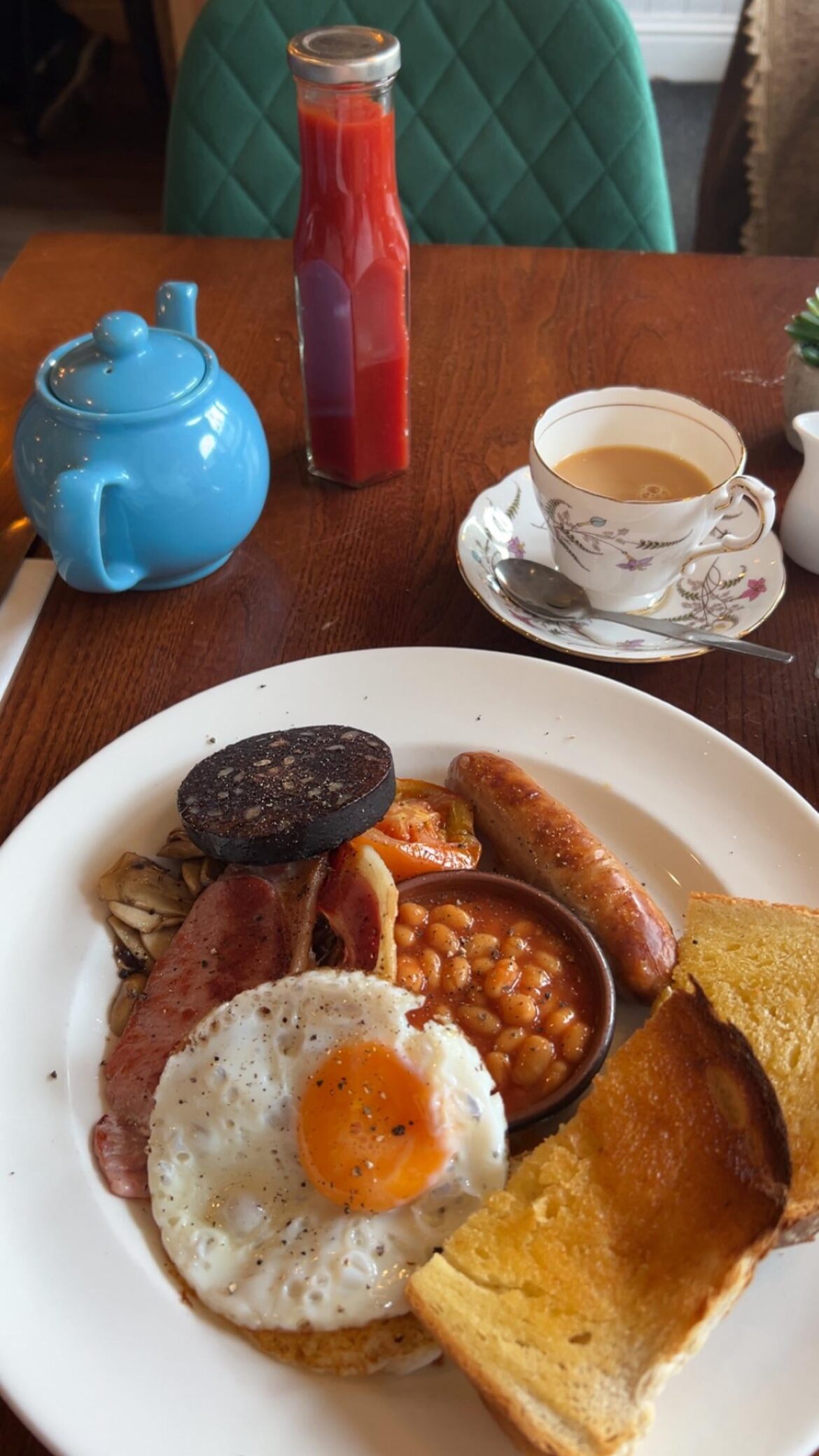 Atina Kitchen, Chester