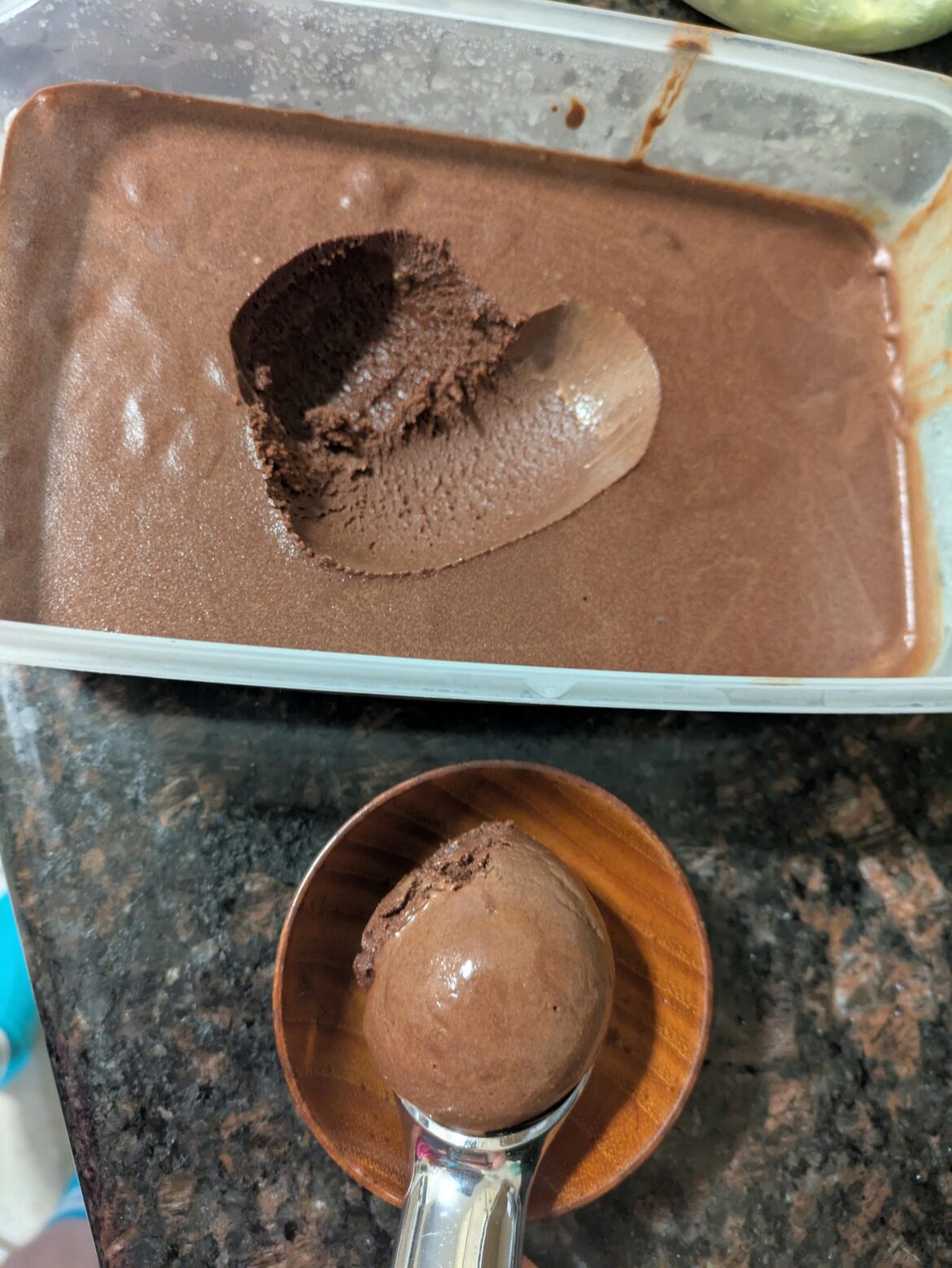 Chocolate sorbet, inspired by some great scoops I had at Massimo in Amsterdam