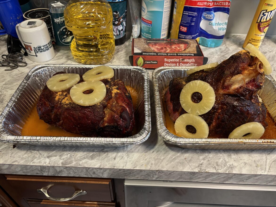 Pulled pork and pulled ham ready to Wrap