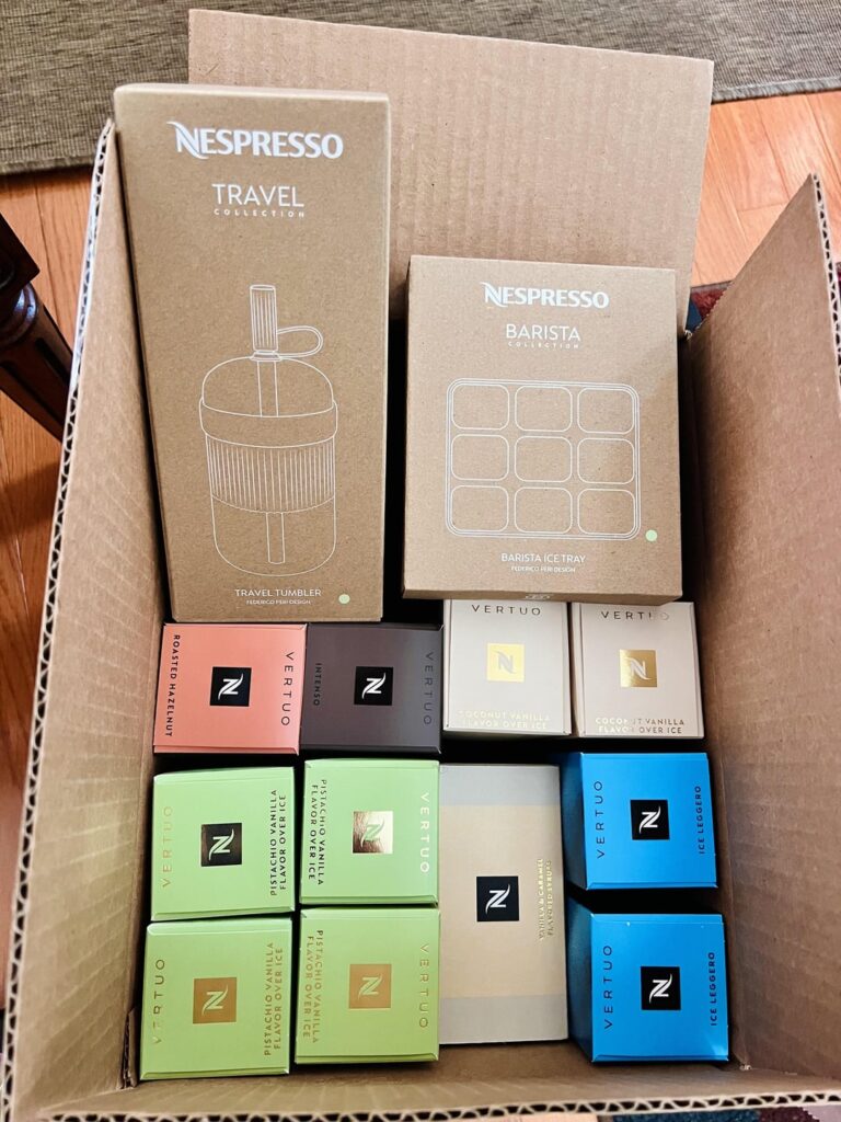 Finally got the Summer Iced Coffee Pack! Love the Pistachio Travel Tumbler! 😍💚