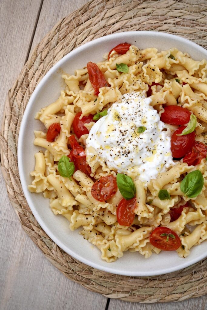 Al Fresco: Gigli with a sauce of baby plum tomatoes.