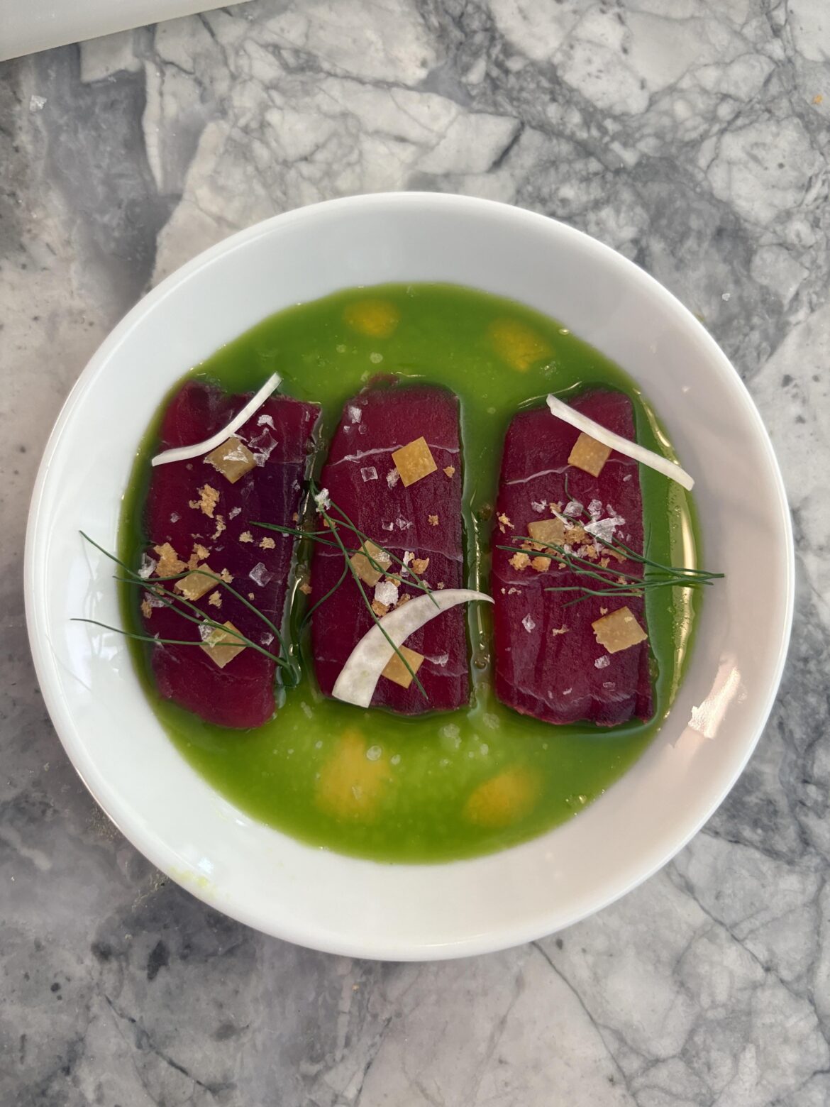 Tuna crudo