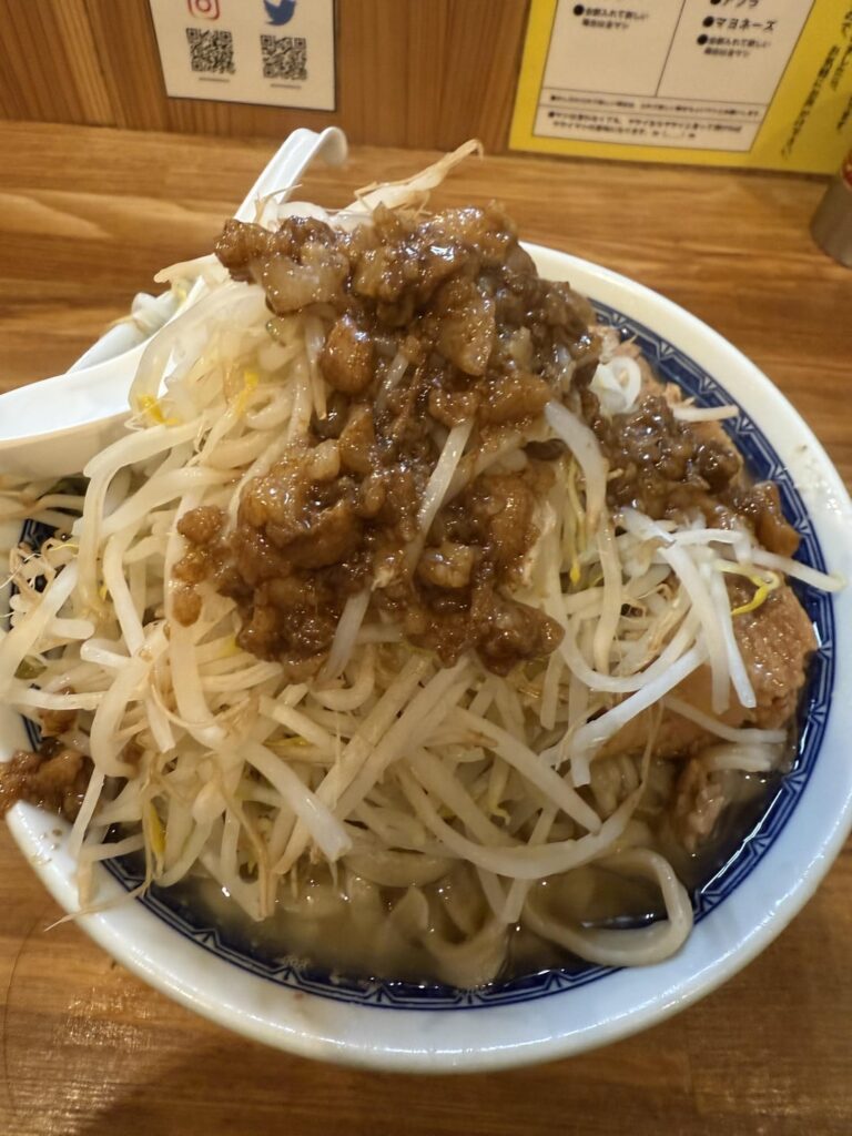 Jiro ramen at Jikaseimen223 in shinjuku