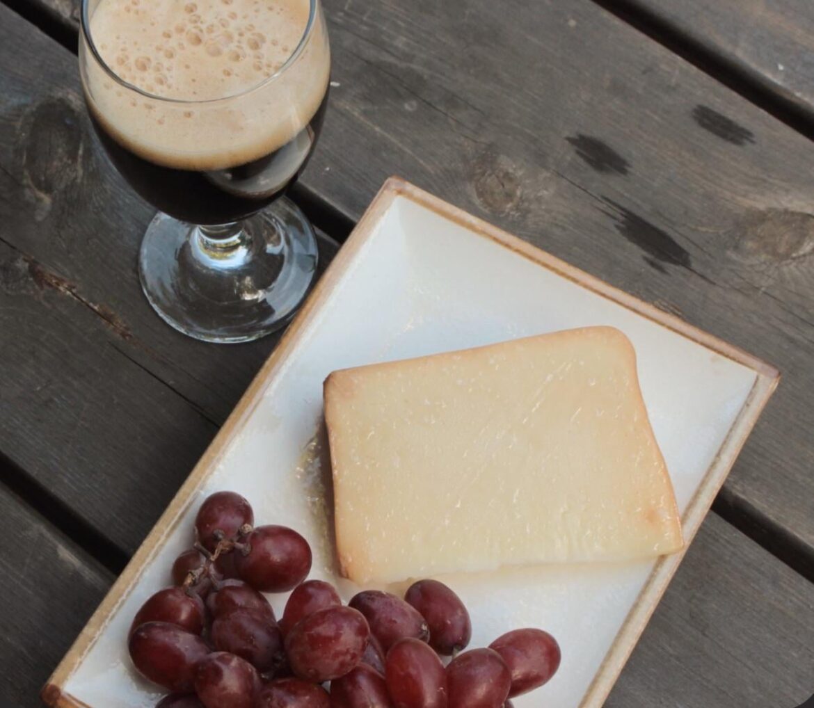 Day 1790 of posting images of cheese until I run out of cheese types: Borracho