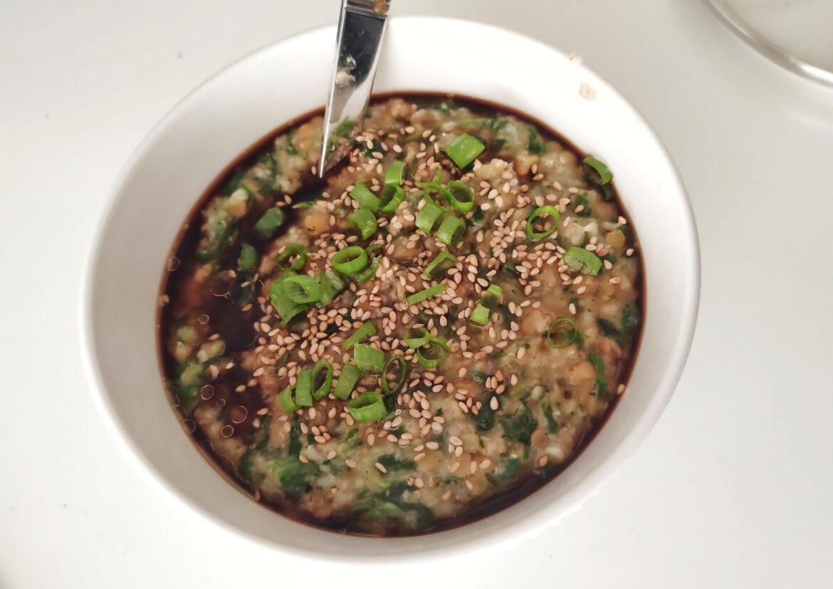 Savory lentil oatmeal