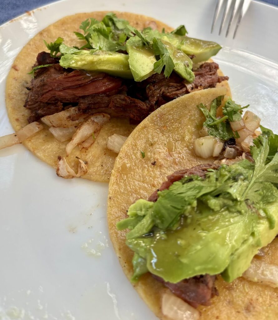 Winding down the weekend with skirt steak tacos. Salud!