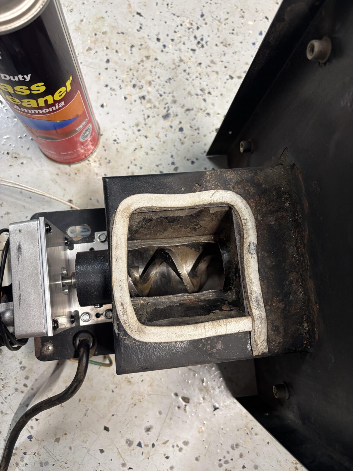 Hopper to auger seal Hopper to auger seal