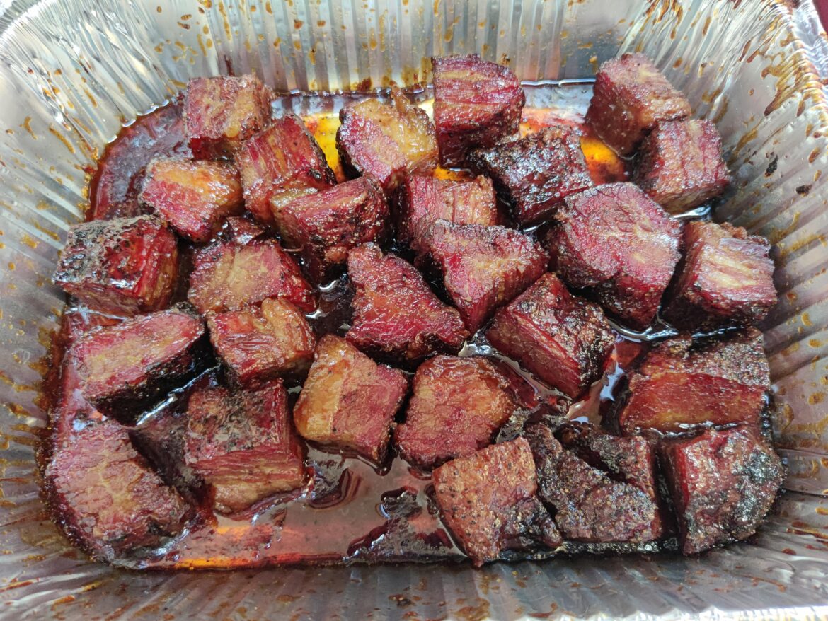 First go at burnt ends. Didn't know this was missing from my life.
