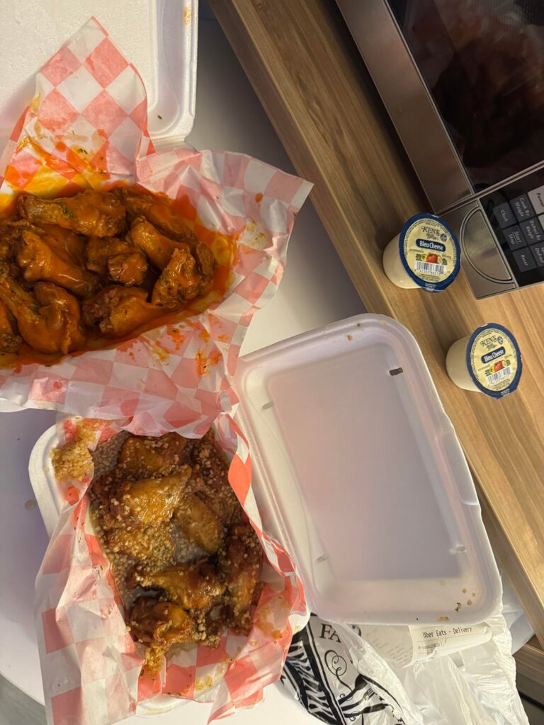 Smitty’s Wings Sistrunk