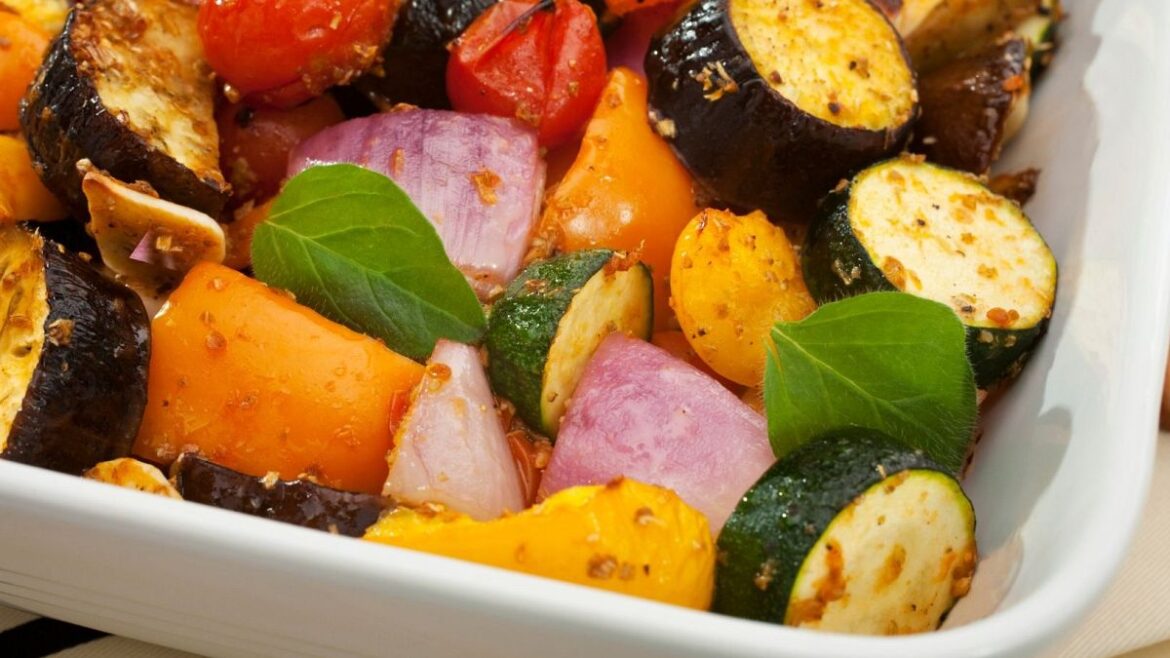 Genetics can raise dementia risks. But the Mediterranean diet may counter them, study finds