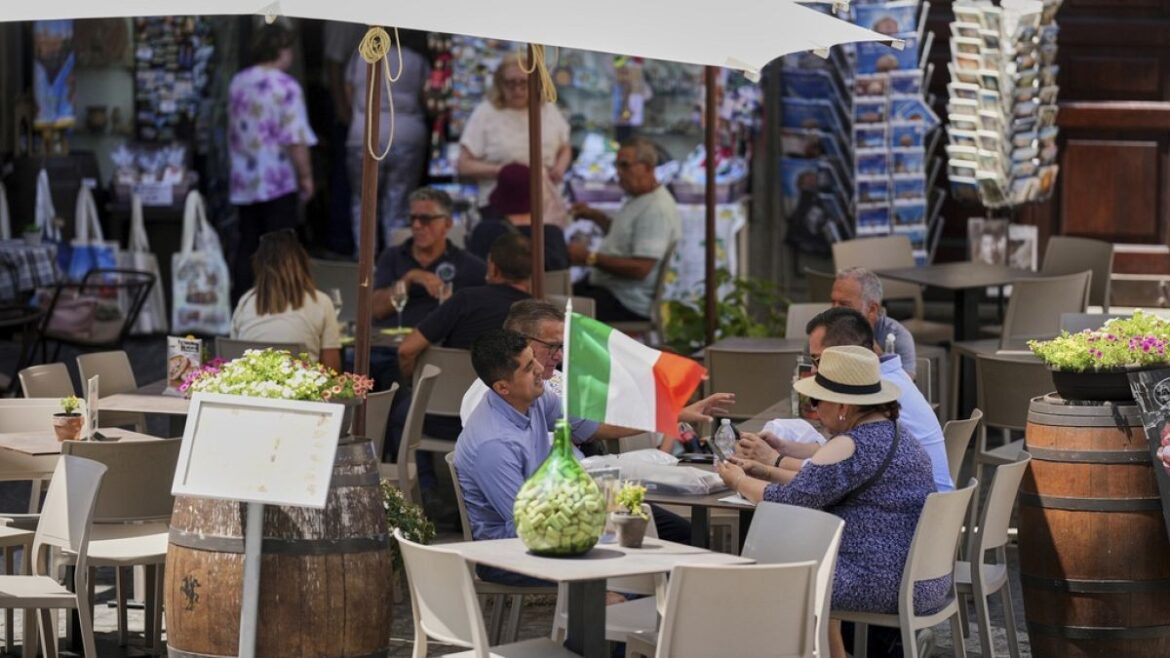 Keep Sunday special: Italy launches bid to give its cuisine UNESCO intangible heritage status Keep Sunday special: Italy launches bid to give its cuisine UNESCO intangible heritage status