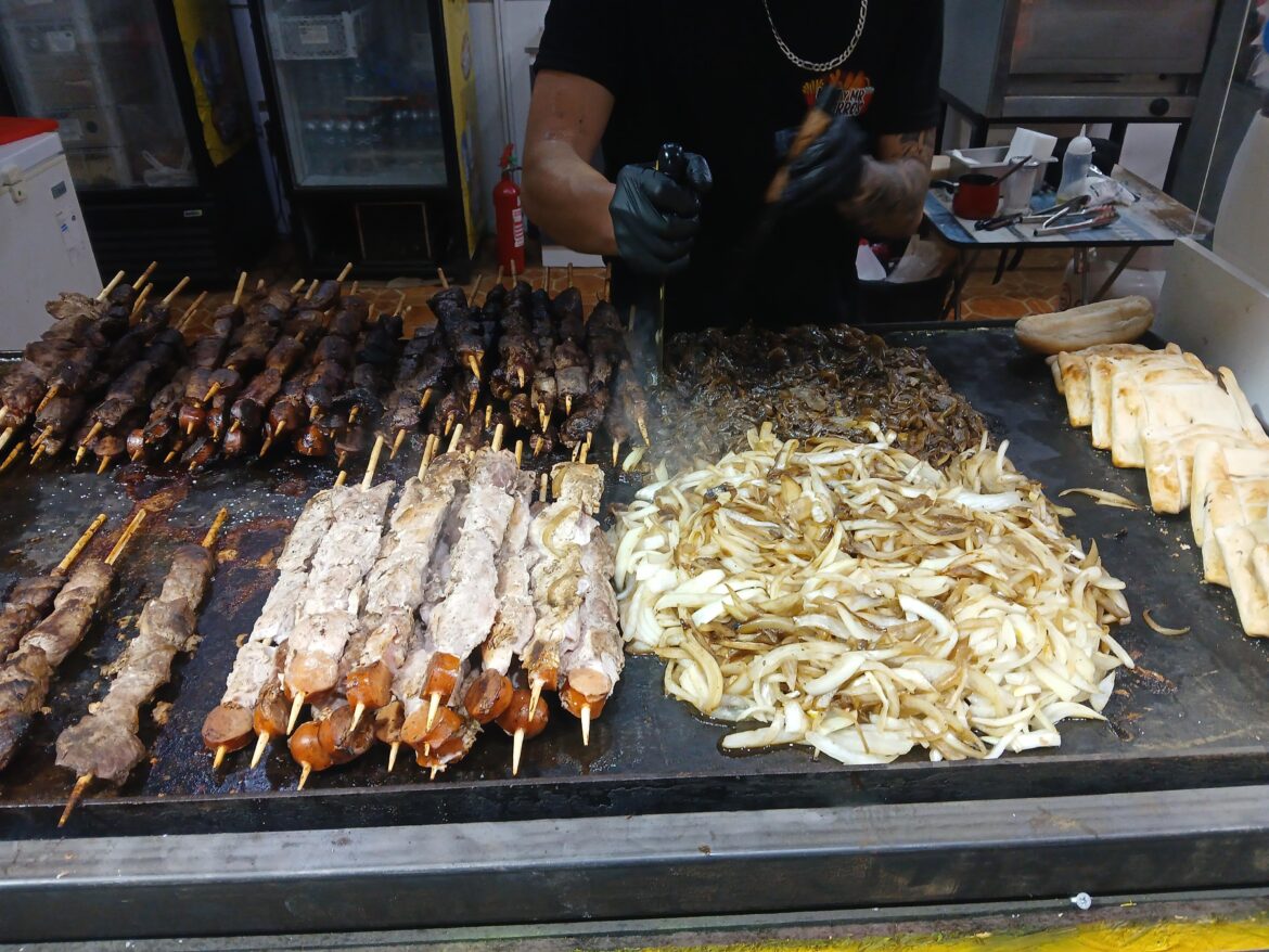 Forget the meat, I’m here for the onions