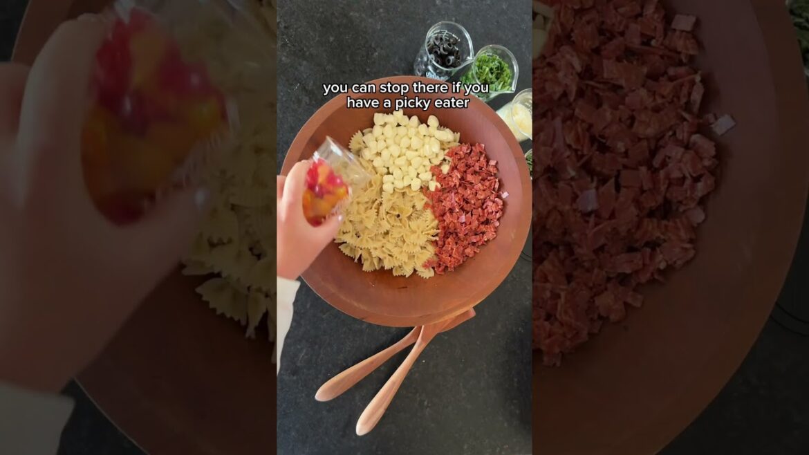 Pepperoni Pizza Pasta Salad, kid approved easy recipe - pizza sauce dressing mozzarella basil tomato