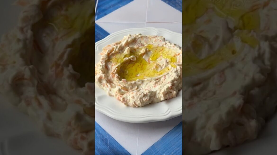 Havuç Tarator (Turkish Carrot Salad with Yogurt)