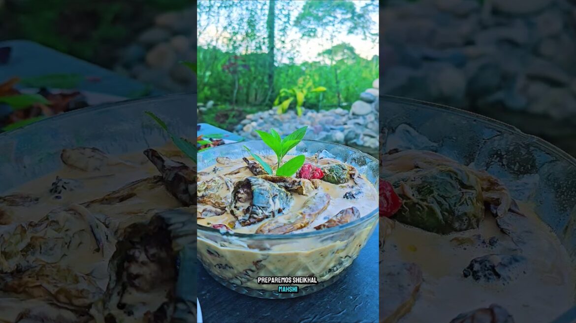 Sheih Mahshi with fresh chilies Middle Eastern flavor in nature#shorts #stuffed #middleeast #recipe Sheih Mahshi with fresh chilies Middle Eastern flavor in nature#shorts #stuffed #middleeast #recipe