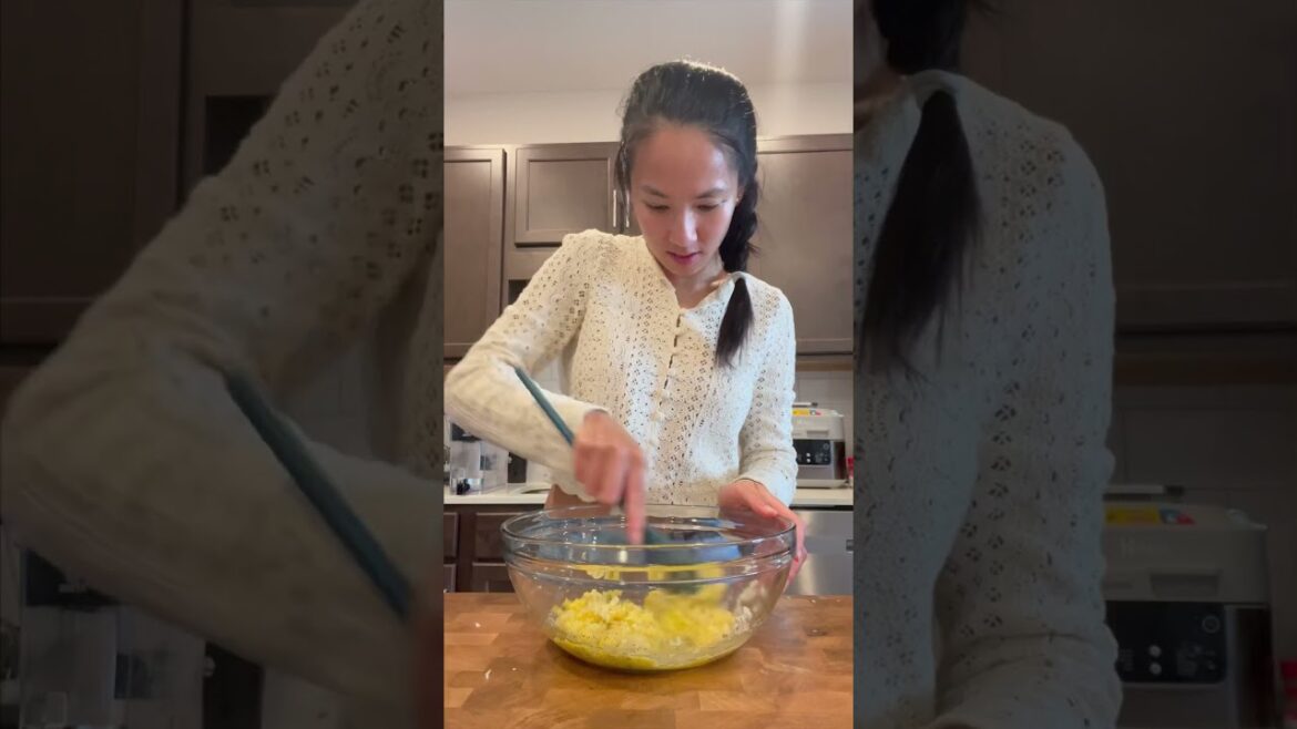 Cooking vlog: spaghetti carbonara #cooking #italy #pasta #food #foodie #vlog #eating #fyp #fypシ