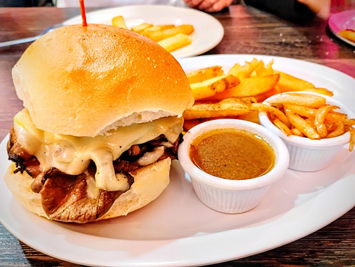 Hot roast beef with melted provolone & horseradish + some jus for dippage