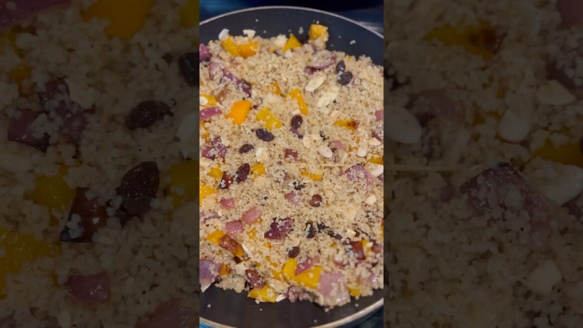 Couscous with Bell Pepper, Red Onion, Almonds & Raisins #fypage #food #couscous #couscous_marocain