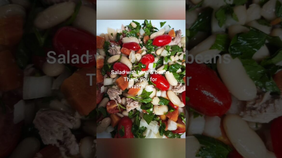 salad with tuna & beans        #mediterranean#beans#tuna#food #cooking#recipe#oliveoil#lemon#panini