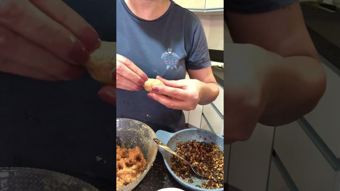 Turkish Cuisine#Stuffed Balls# İçli Köfte#کوفته مغزدار#