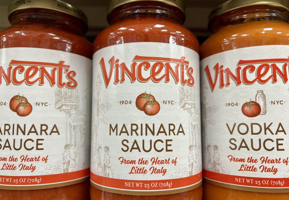 Vincent’s Clam Bar hits Walmart shelves, eyes national reach Vincent’s Clam Bar hits Walmart shelves, eyes national reach