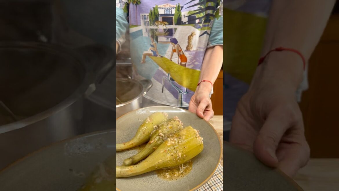 محشي قرع.  #كوسا #كوسا_محشي #stuffedzucchini #zucchini #zucchinirecipe