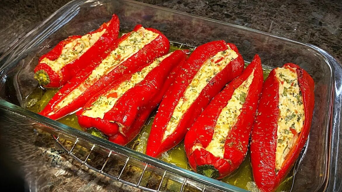Вкуснейшие фаршированные СЛАДКИЕ ПЕРЦЫ по-гречески (КЕТО, LCHF, ПП) Вкуснейшие фаршированные СЛАДКИЕ ПЕРЦЫ по-гречески (КЕТО, LCHF, ПП)