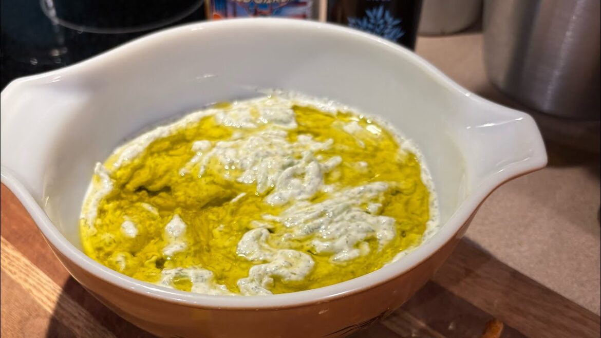 Greek Tzatziki Dip! Greek Tzatziki Dip!